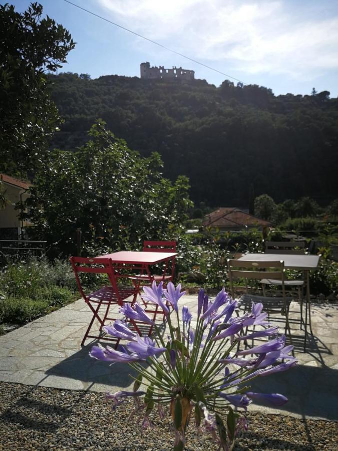 Castelli In Aria Bed & Breakfast Finale Ligure Bagian luar foto