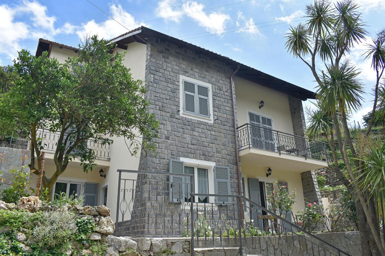 Castelli In Aria Bed & Breakfast Finale Ligure Bagian luar foto