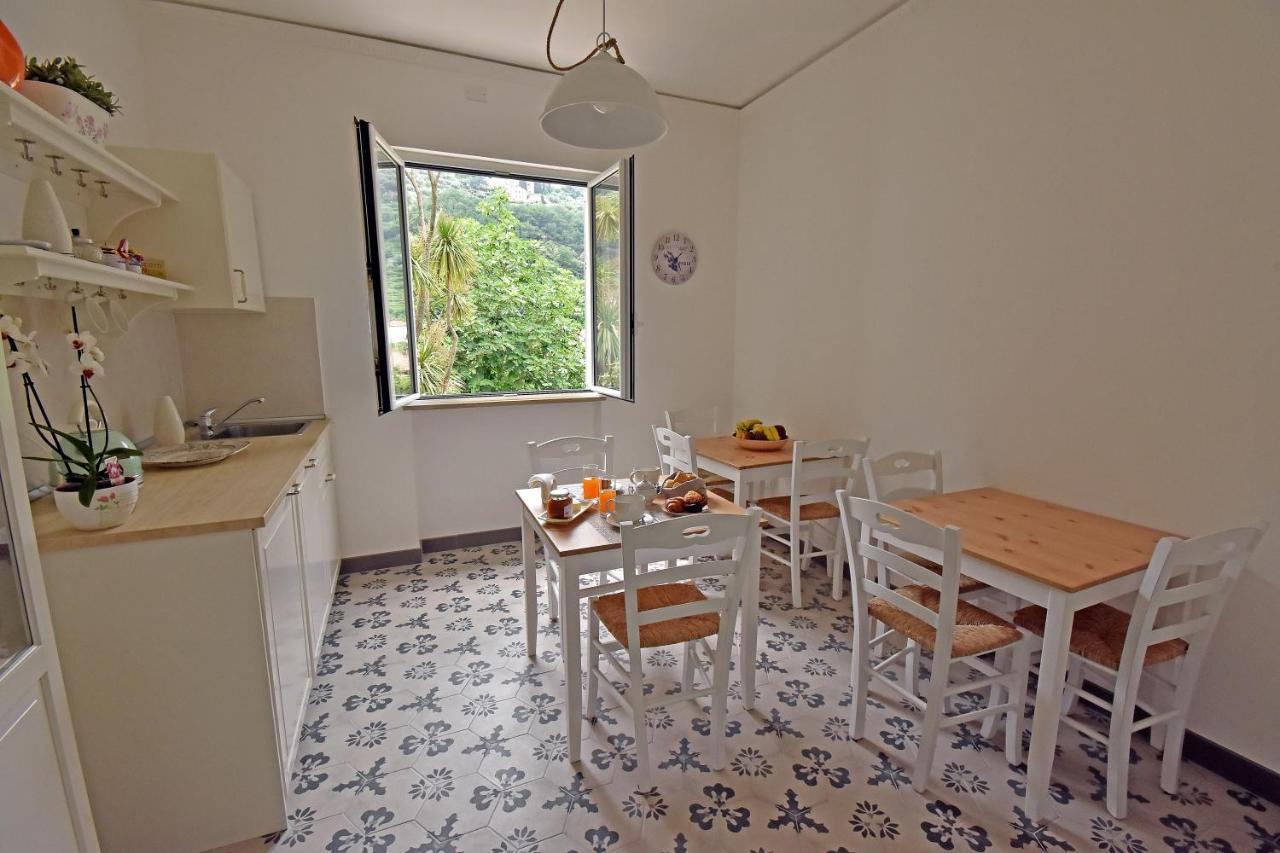 Castelli In Aria Bed & Breakfast Finale Ligure Bagian luar foto