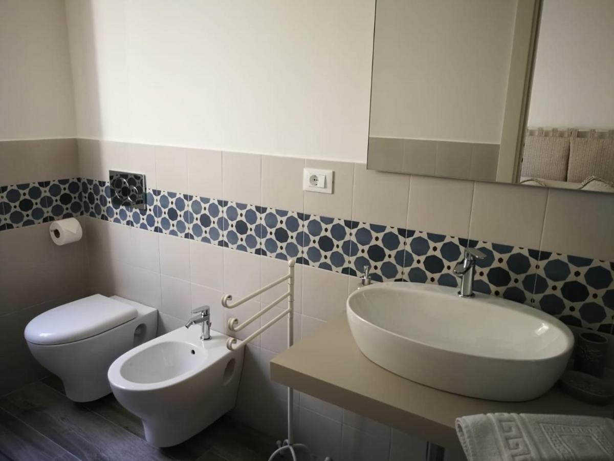 Castelli In Aria Bed & Breakfast Finale Ligure Bagian luar foto